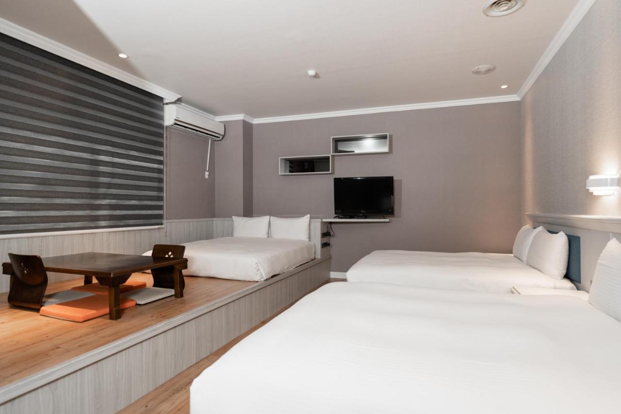 Fu Hsiang Hotel Yilan Buitenkant foto