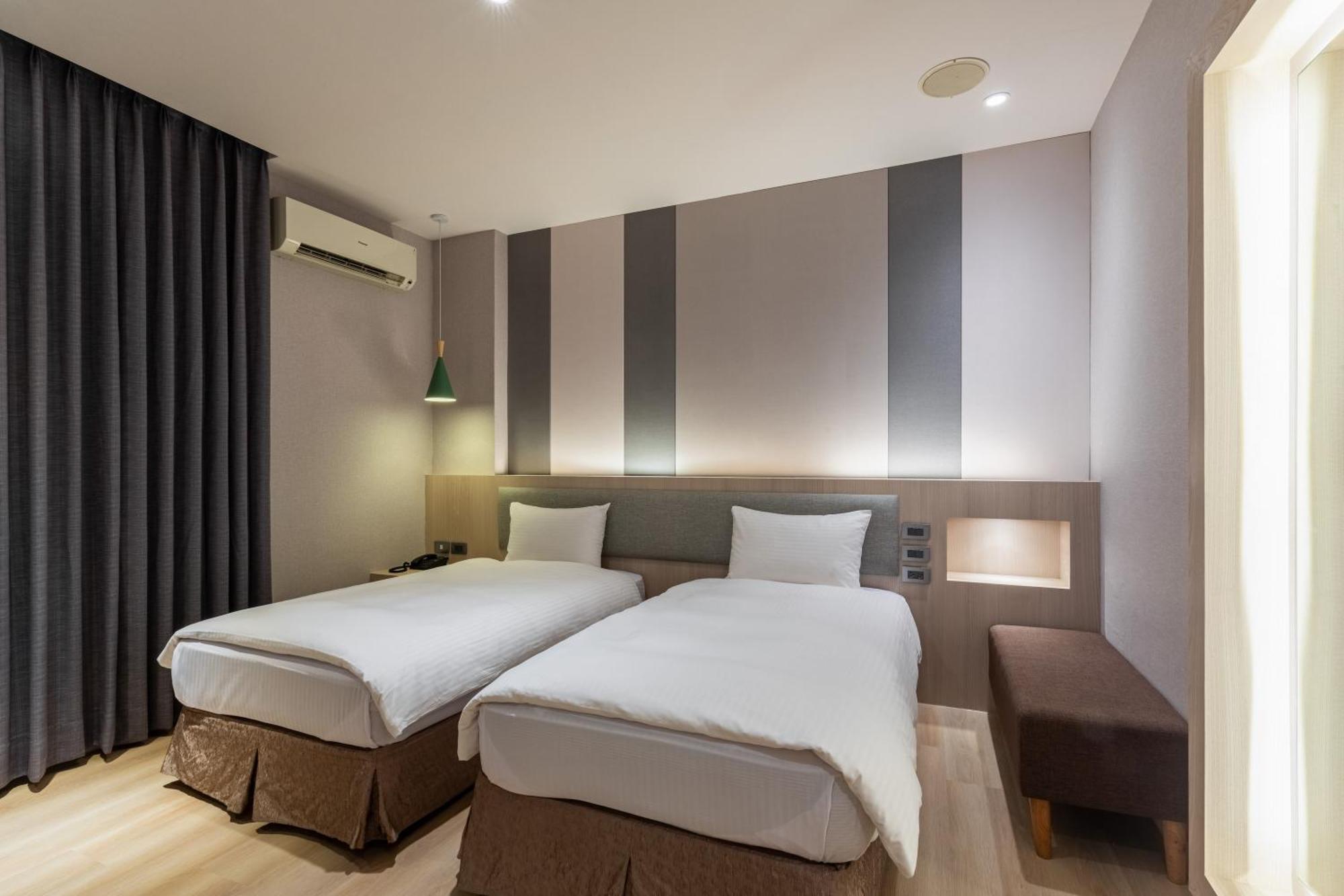 Fu Hsiang Hotel Yilan Kamer foto