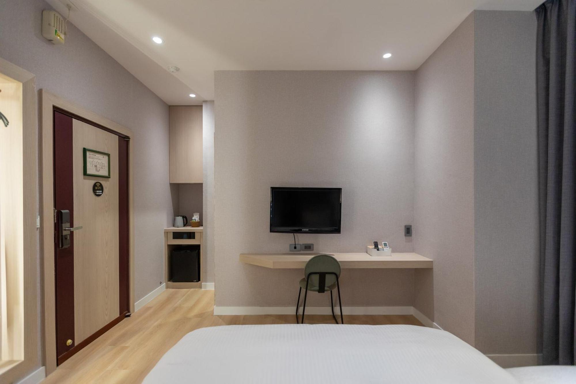 Fu Hsiang Hotel Yilan Kamer foto